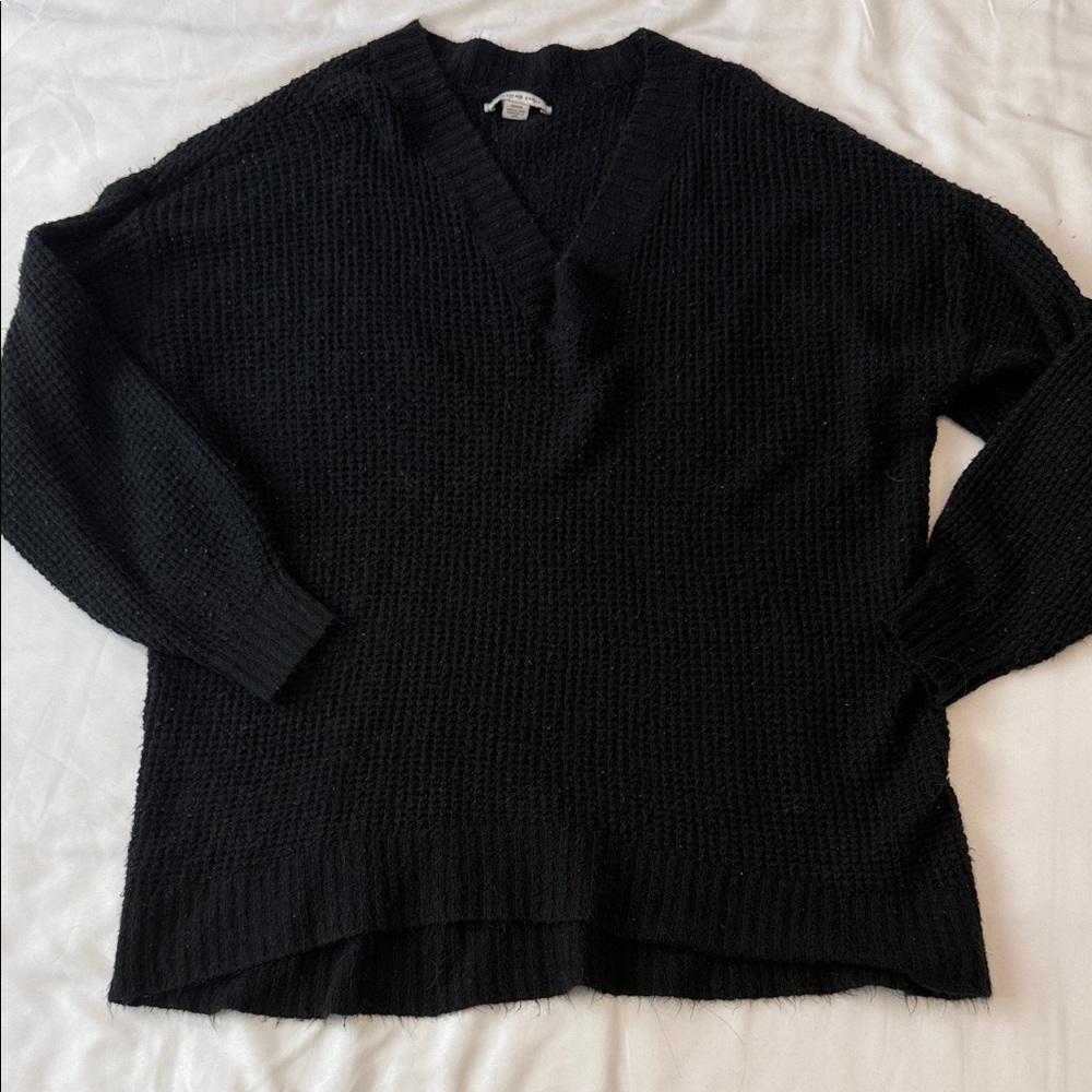 American Eagle Outfitters Black V-Neck Chunky Knit Sweater
